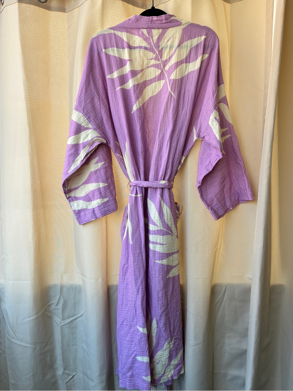 ALOHA Collection Ube Painted Fronds Staycation Robe - Picture 7 of 10